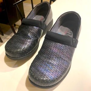 Greys Anatomy nurse clogs